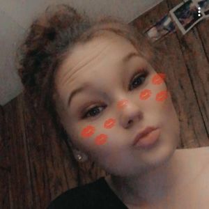 Meet your Posher, Mackenzie